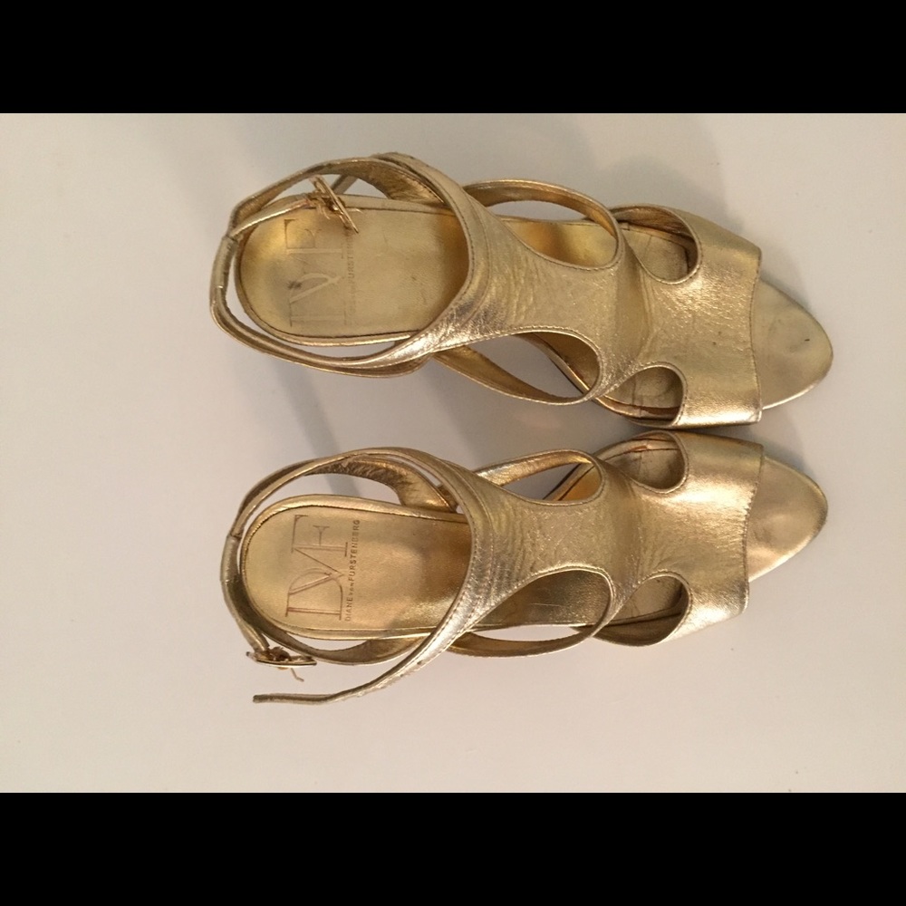 DVF gold heels - Picture 2 of 6